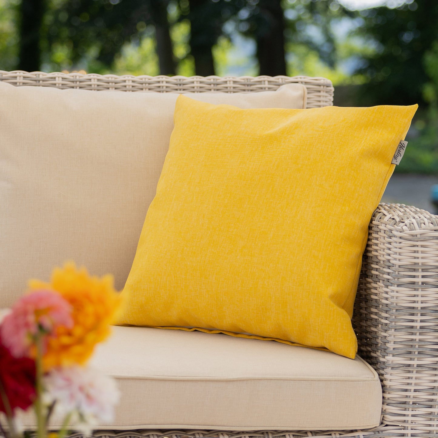 Outdoor Dekokissen Hülle Sunny 50x50cm Senfgelb